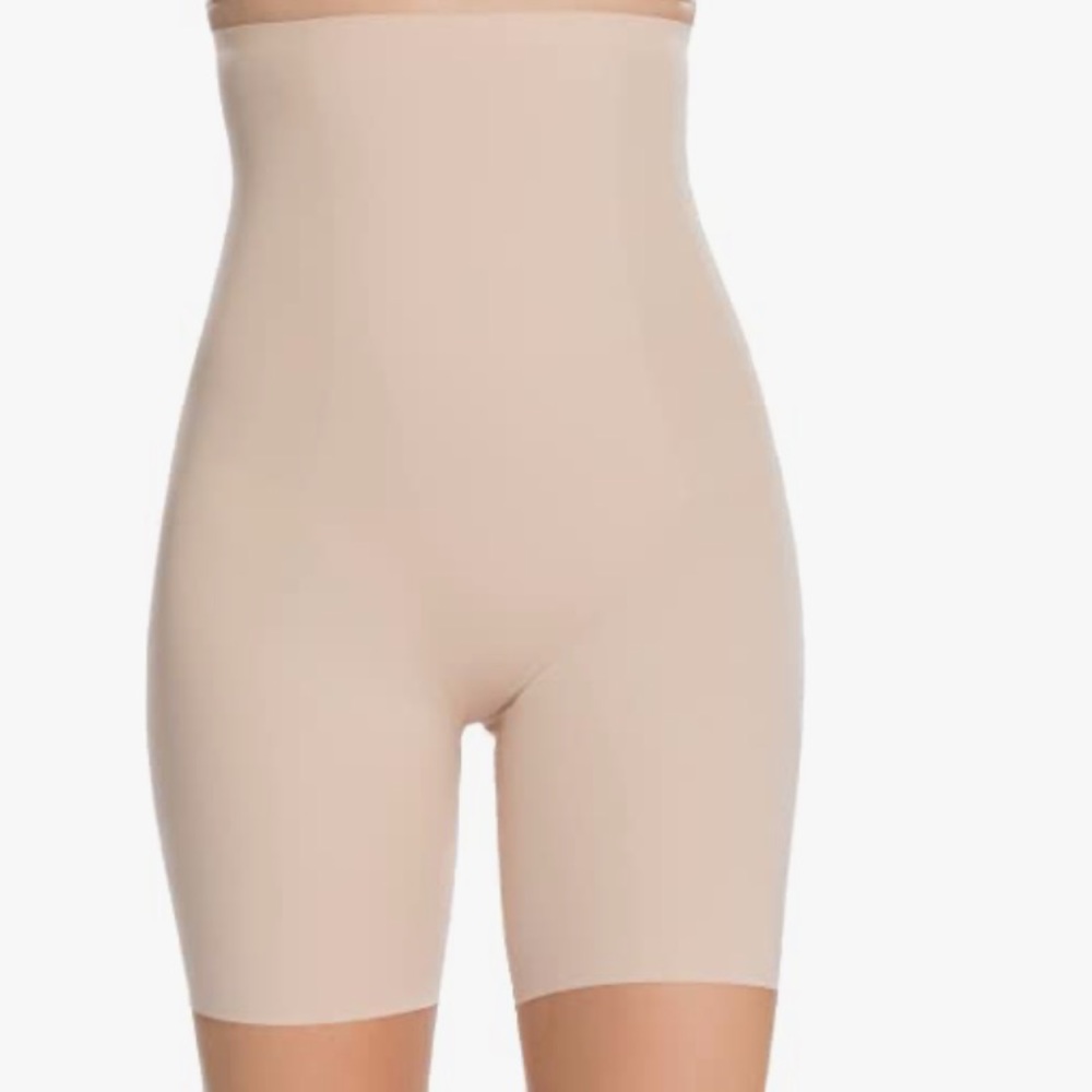 NWT SPANX trust your thinstincts high waisted shaping shorts